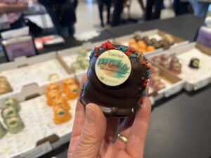 flødebolle med logo til konference